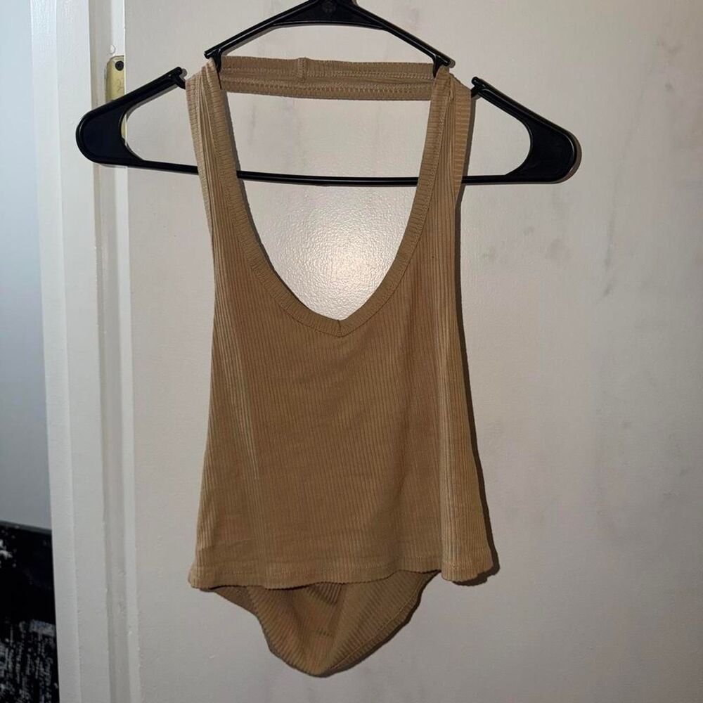Fashion-nova Women's Tan and Cream Halter Top Large
